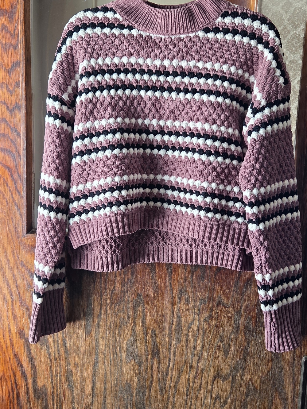 Striped Textured Crewneck Sweater in Mauve Pink